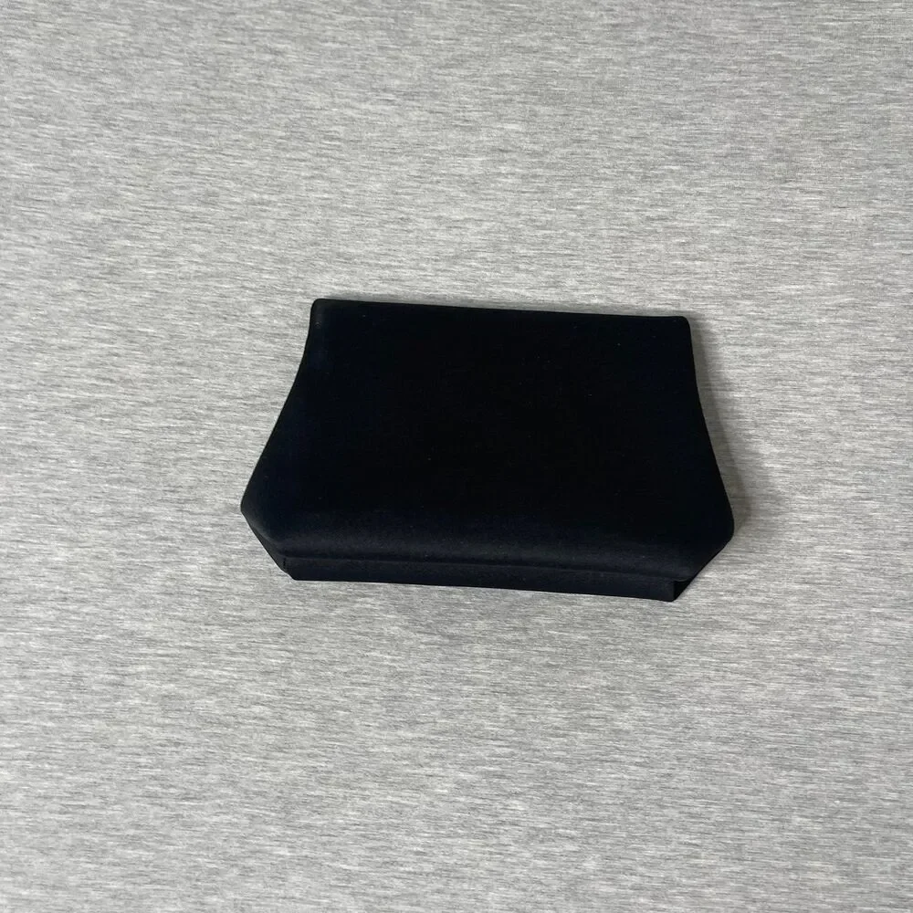 SKIMS SMALL NEOPRENE POUCH BAG